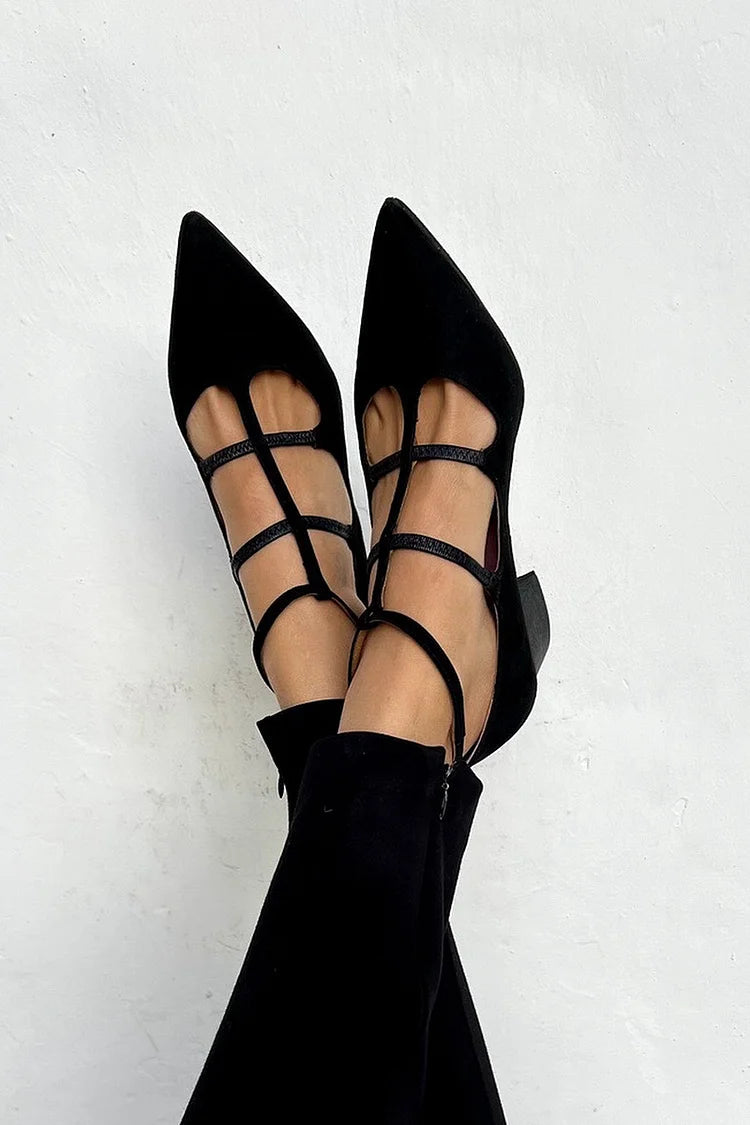 Ella & James | POINTED TOE PUMPS WITH STRAPS