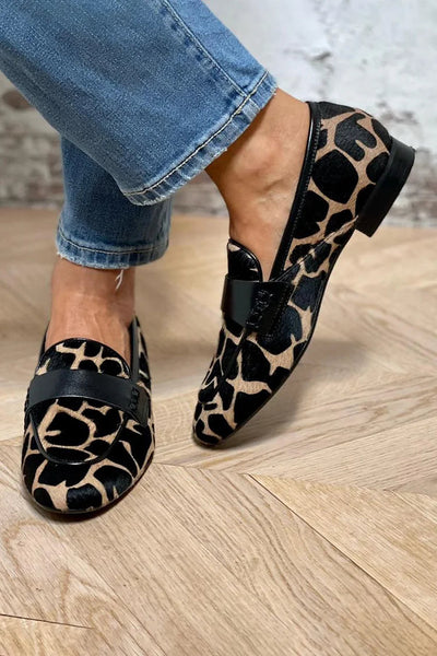 Ella & James | ANIMAL PRINT LOAFERS