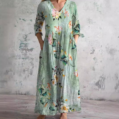 Dearlyn | Summer Dress with V-Neck and Floral Pattern
