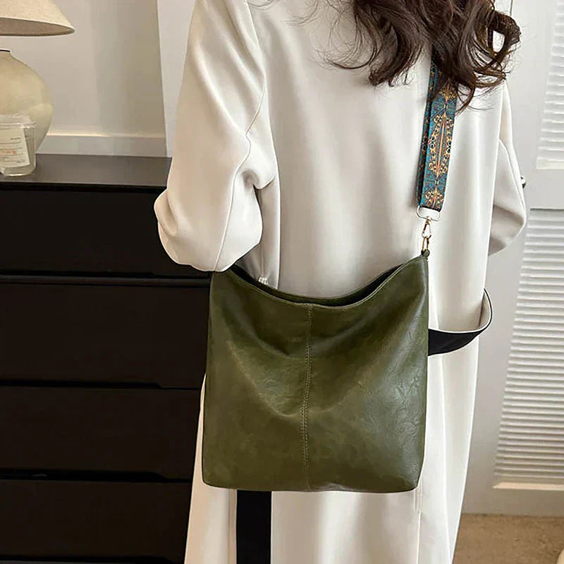 Sophia - Classic Shoulder Bag with Patterned Strap