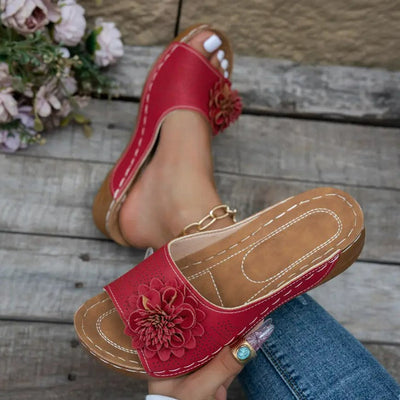 FLORA | Sandals with Flower Motif