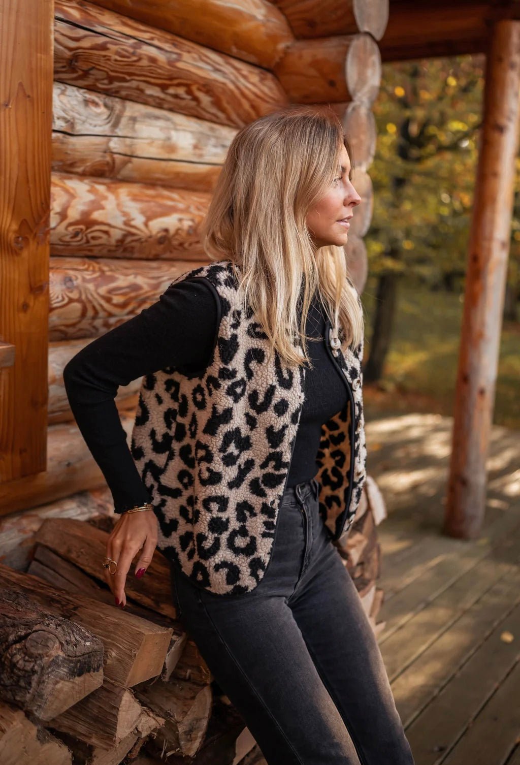 ASTRID™ | The Leopard Knit Vest