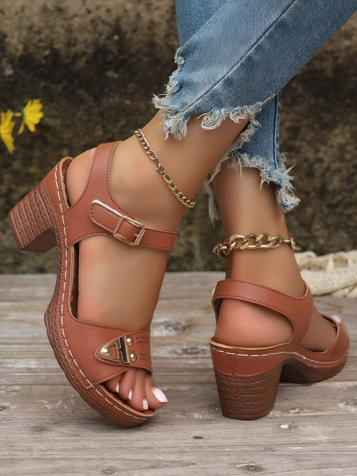 Renee – Women's Block Heel Sandals